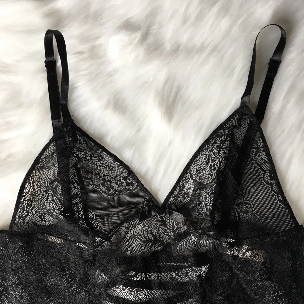 Victoria's Secret black lace teddy back lacing